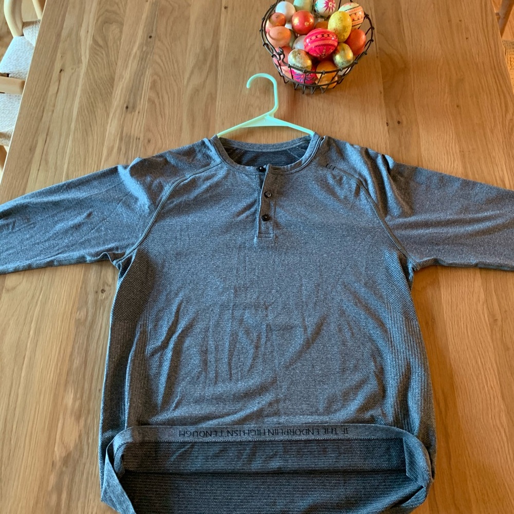 Lululemon Men's Metal Vent Henley